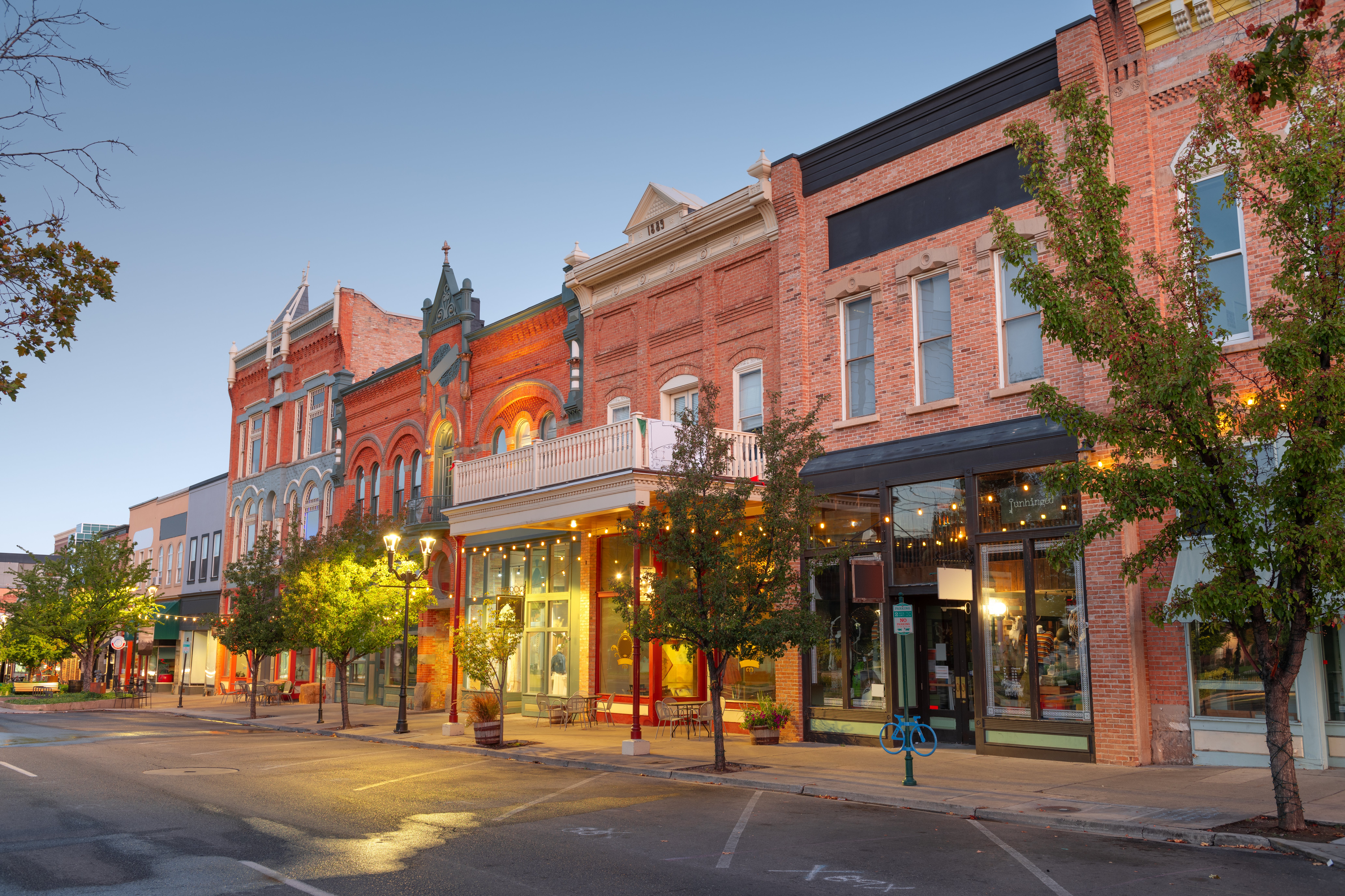 provo-utah-usa-downtown-on-center-street-2023-11-27-05-23-23-utc
